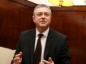 Dr. Christopher Wild