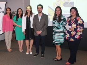 Dres. Bertha García, Viviana Corredores, Natalia Berges, Virgilio Valerio, Diana Carreño y Paola Álvarez