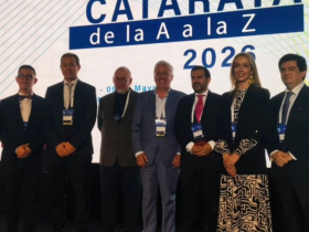 catarata, cirugía de catarata, oftalmología, oftalmólogos, congreso de catarata, actualización médica, actualización profesional, lentes intraoculares, cálculo de lentes intraoculares, facodinámica, trifocalidad, monovisión, complicaciones quirúrgicas, segmento anterior, salud visual, cirugía oftalmológica, educación médica continua, avances en catarata, especialistas en oftalmología, Sociedad Ecuatoriana de Oftalmología, Sociedad Ecuatoriana de Catarata y Segmento Anterior, Quito, congreso médico, evidencia clínica, innovación en oftalmología