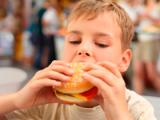 La comida rápida dificulta el aprendizaje infantil