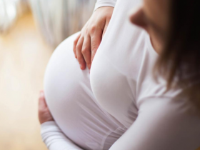 Gonadotropina coriónica hiperglucosilada predice curso del embarazo