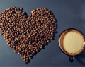 cafeína, consumo de café, consumo de té, riesgo cardiovascular, café y salud cardiovascular, enfermedades cardiovasculares, arritmias cardíacas, cardiopatía isquémica, insuficiencia cardíaca, accidente cerebrovascular