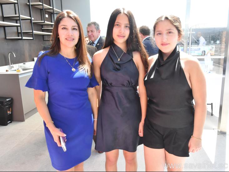 Inauguración Larco Eye Clinic II